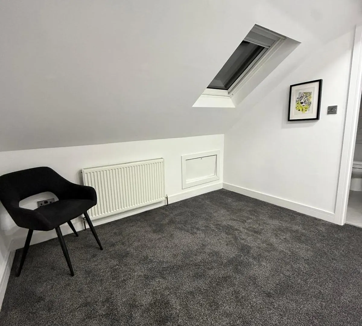 Spacious 4 Bed 4 Bath Stay With Free Parking Brightside